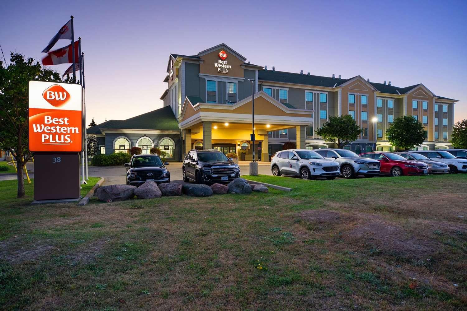 Best Western Plus Executive Inn Τορόντο Εξωτερικό φωτογραφία