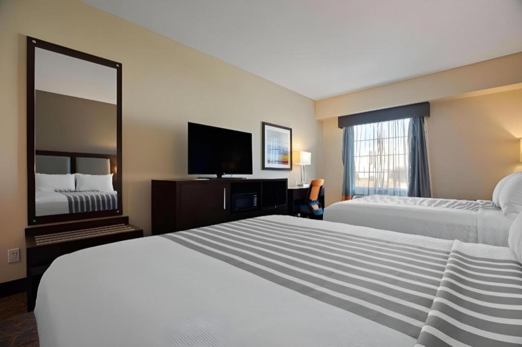 Best Western Plus Executive Inn Τορόντο Εξωτερικό φωτογραφία