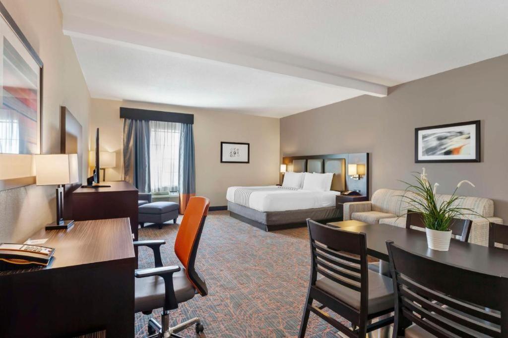 Best Western Plus Executive Inn Τορόντο Εξωτερικό φωτογραφία