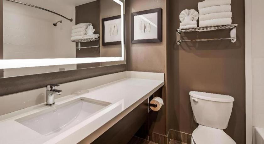 Best Western Plus Executive Inn Τορόντο Εξωτερικό φωτογραφία